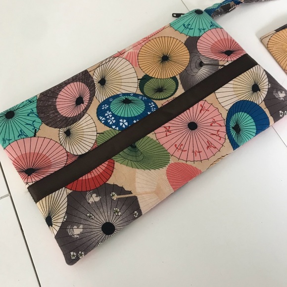 Graceful Goods - Wristlet and Card Holder - Picture 4 of 6